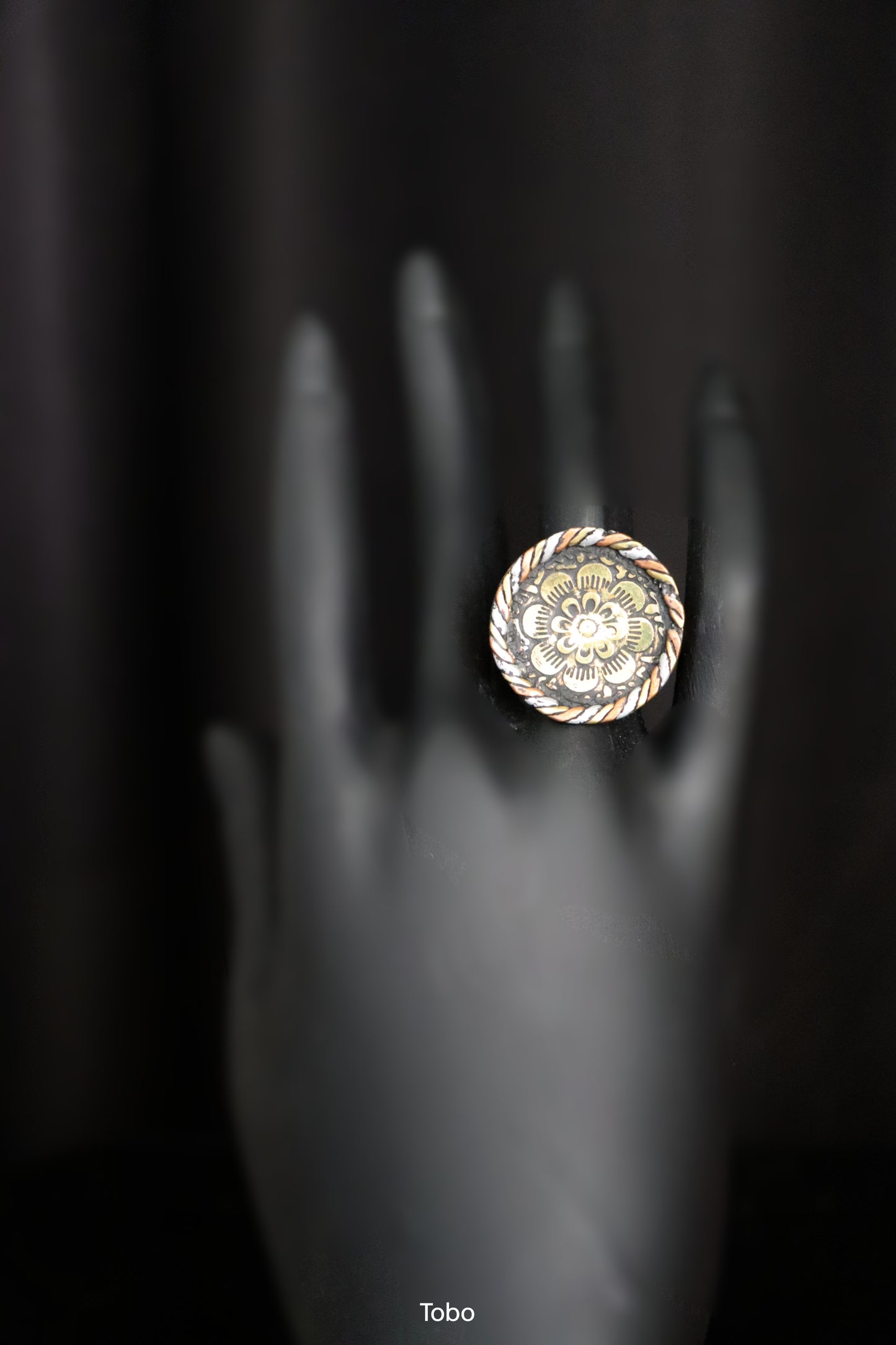 Triluxe Coin Ring - Collectors Edition