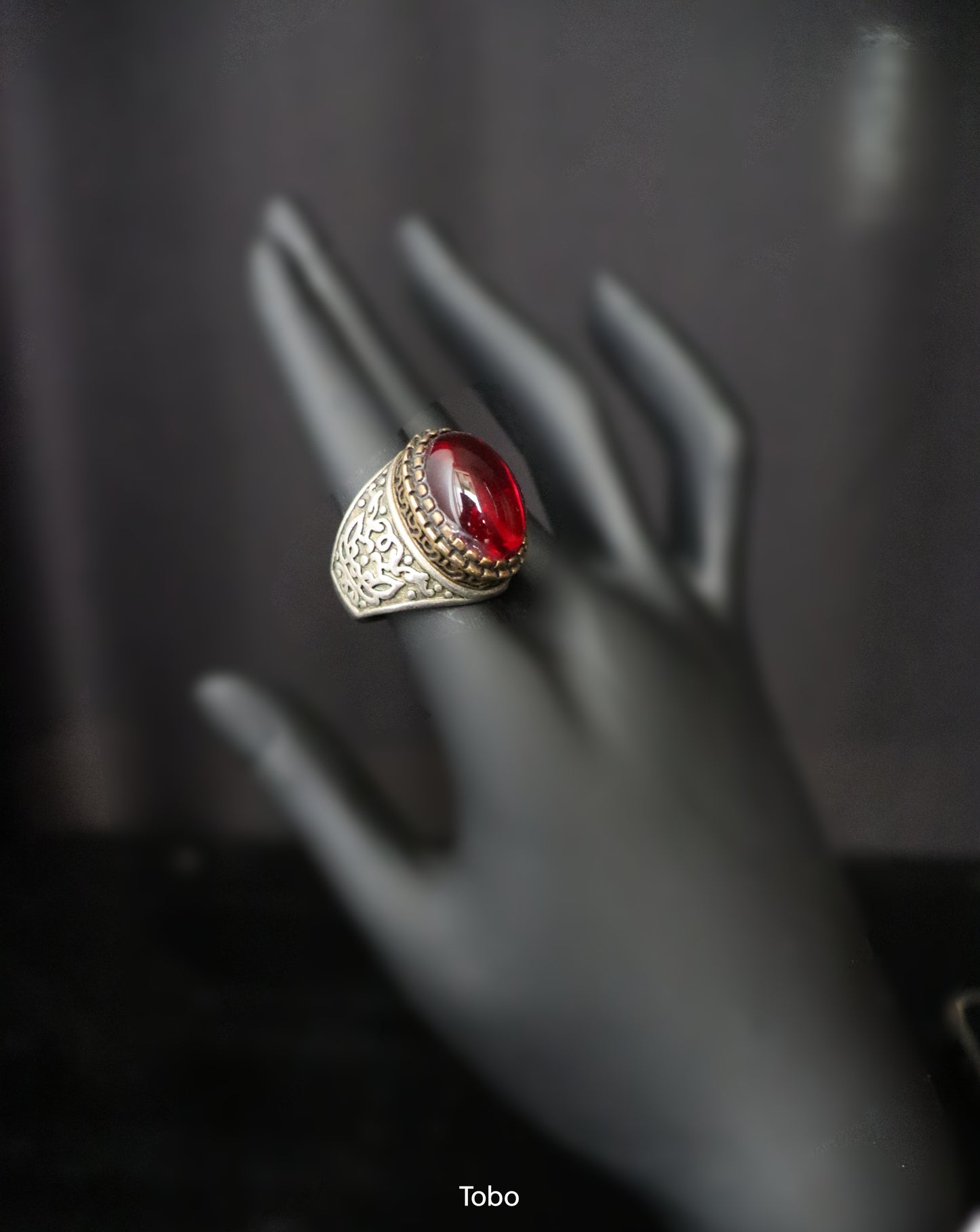 ToBo's The Kings Ring