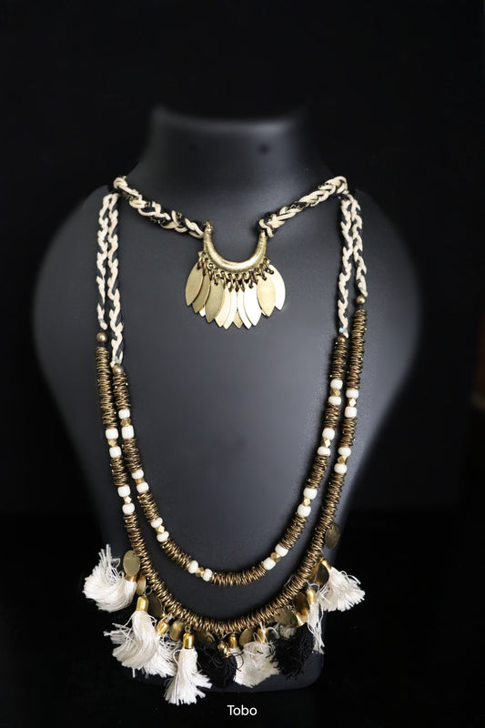 Golden Glow Collar Necklace